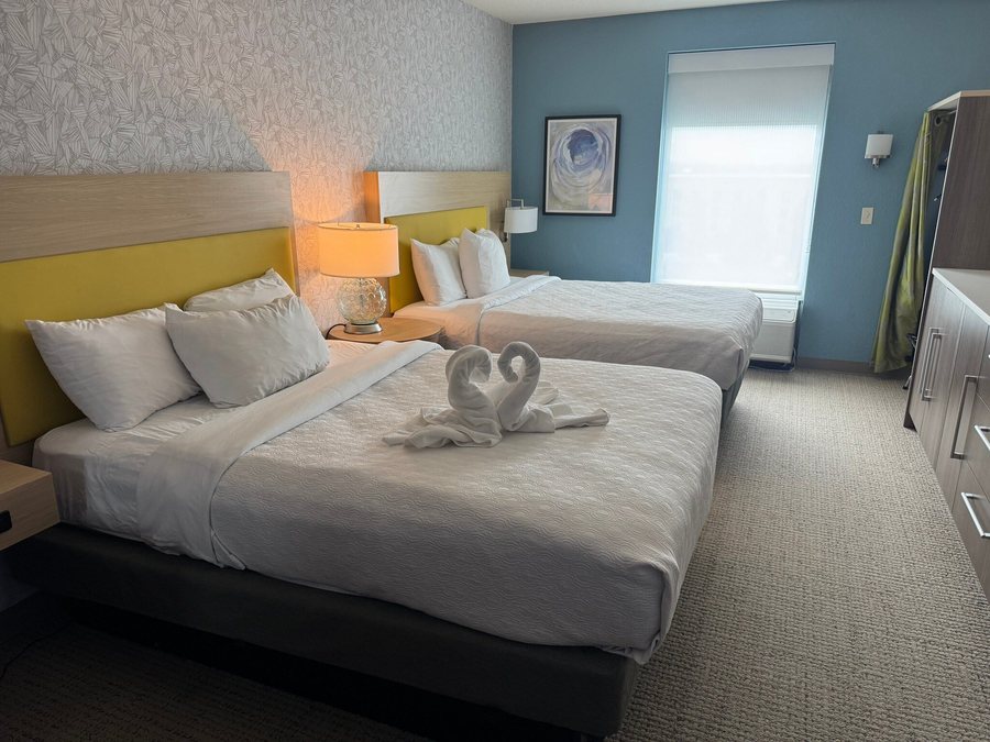 Home2 Suites by Hilton Orlando South Park — Guest room