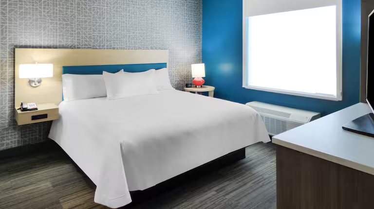 Home2 Suites By Hilton Pensacola I 10 Pine Forest Road — Guest room