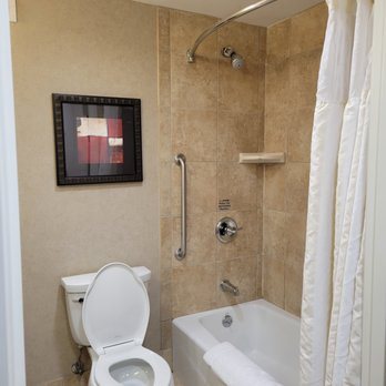 Home2 Suites by Hilton Perrysburg Levis Commons Toledo — Bathroom