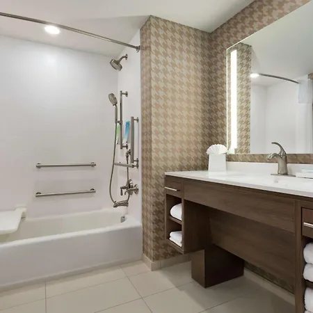 Home2 Suites by Hilton Portland Airport OR — Bathroom