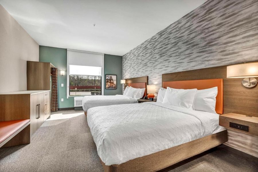 Home2 Suites By Hilton Raleigh West Lenovo Center — Guest room