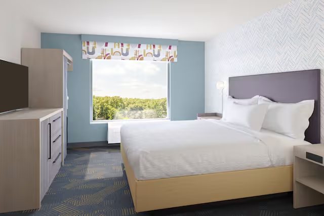 Home2 Suites by Hilton Reno — Guest room