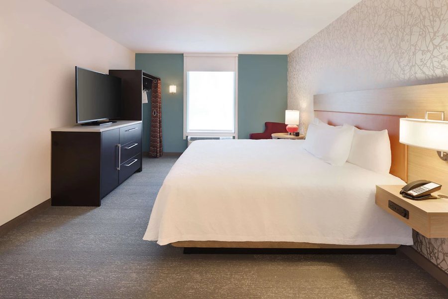 Home2 Suites by Hilton Richmond Short Pump — Guest room