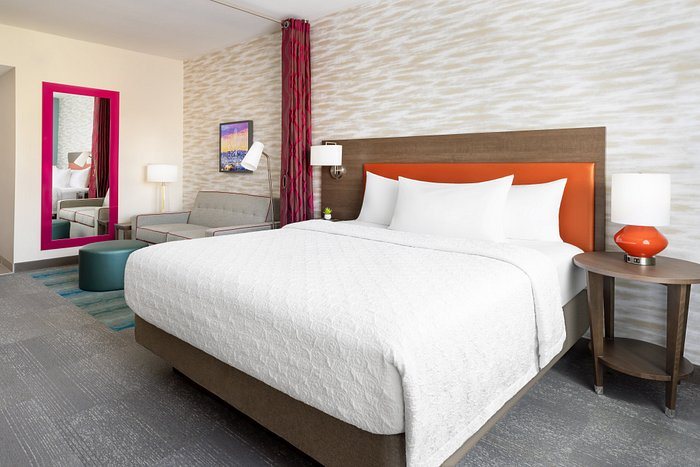 Home2 Suites By Hilton Scottsdale North — Guest room