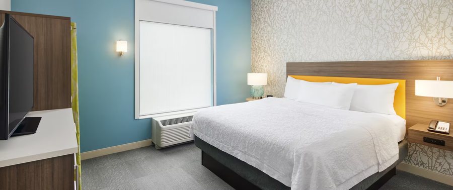 Home2 Suites by Hilton Stuart — Guest room