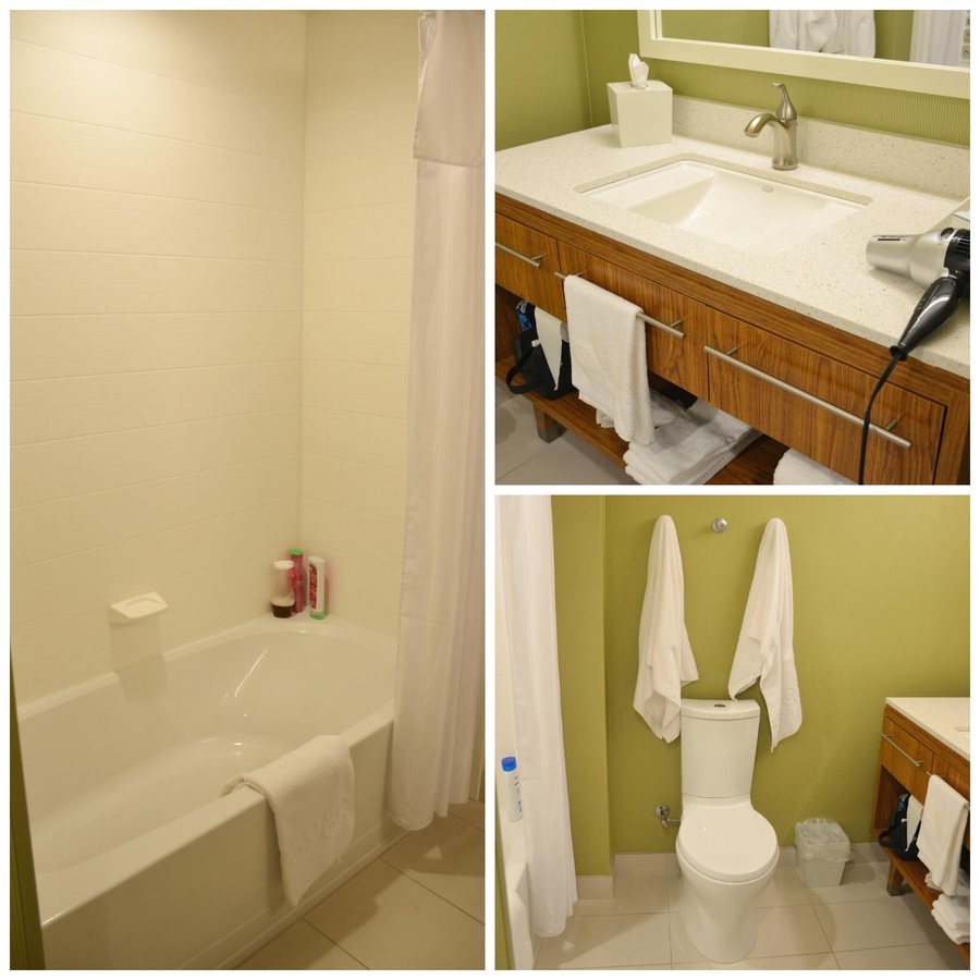 Home2 Suites by Hilton Tallahassee State Capitol — Bathroom