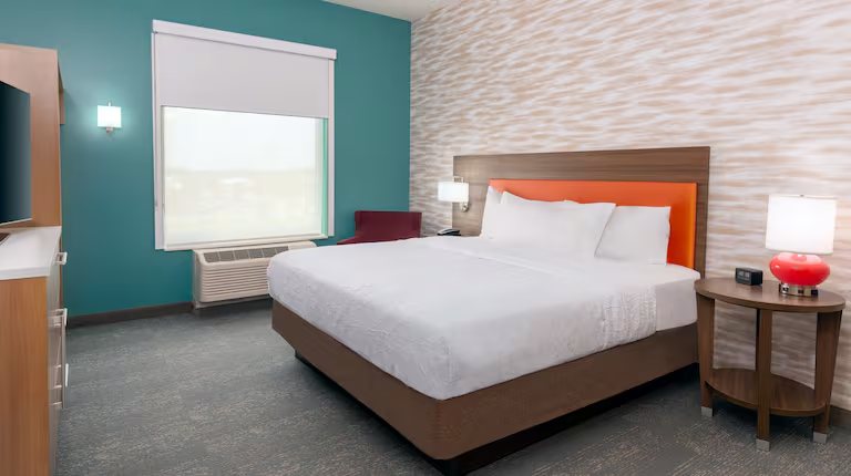 Home2 Suites by Hilton Wildwood the Villages — Guest room