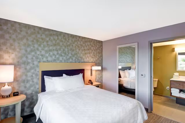Home2 Suites by Hilton Winston Salem Hanes Mall — Guest room