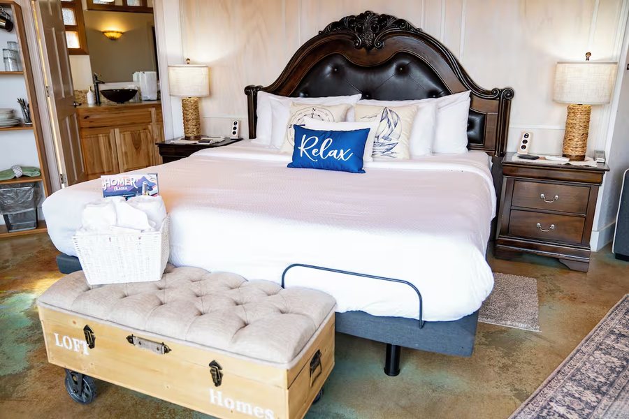 Homer Inn Spa — Guest room