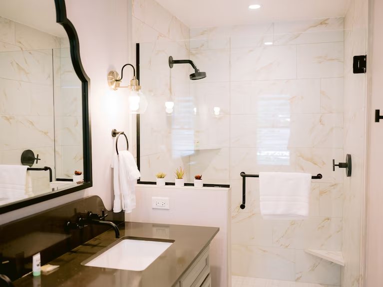 Homestead Apart Hotel — Bathroom