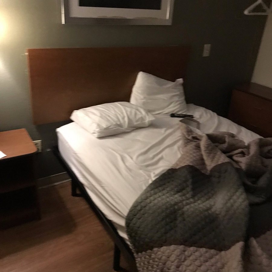 HomeTowne Studios by Red Roof Houston Northwest — Guest room