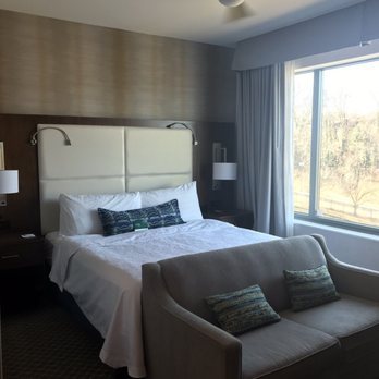 Homewood Suites by Hilton Arlington Rosslyn Key Bridge — Guest room