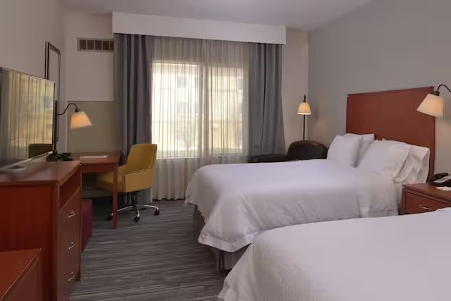 Homewood Suites by Hilton Bakersfield — Guest room