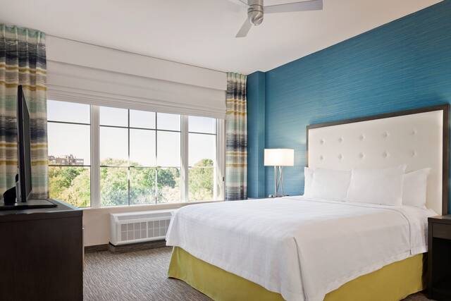 Homewood Suites by Hilton Charlotte SouthPark — Guest room