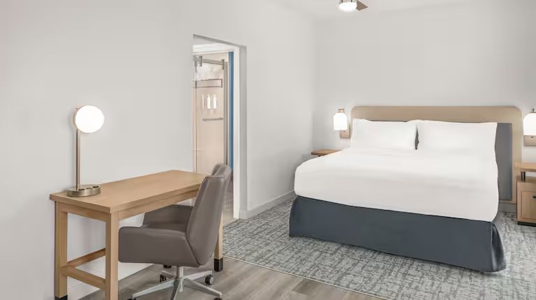 Homewood Suites by Hilton Fayetteville — Guest room