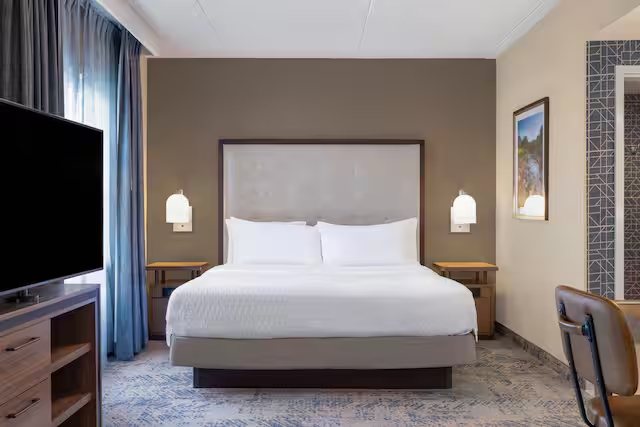 Homewood Suites by Hilton Fredericksburg — Guest room