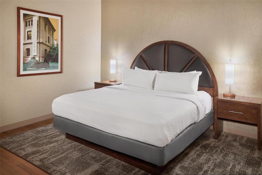 Homewood Suites by Hilton Grand Rapids — Guest room