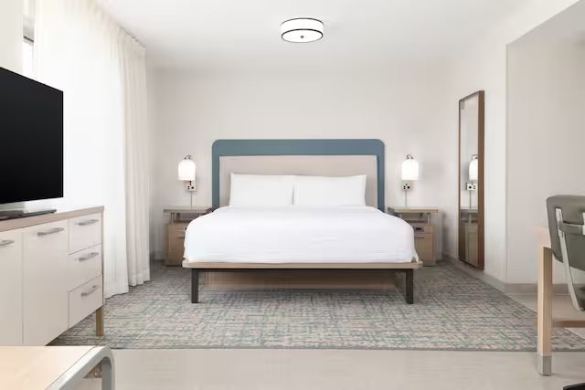 Homewood Suites by Hilton Hanover Arundel Mills BWI Airport — Guest room