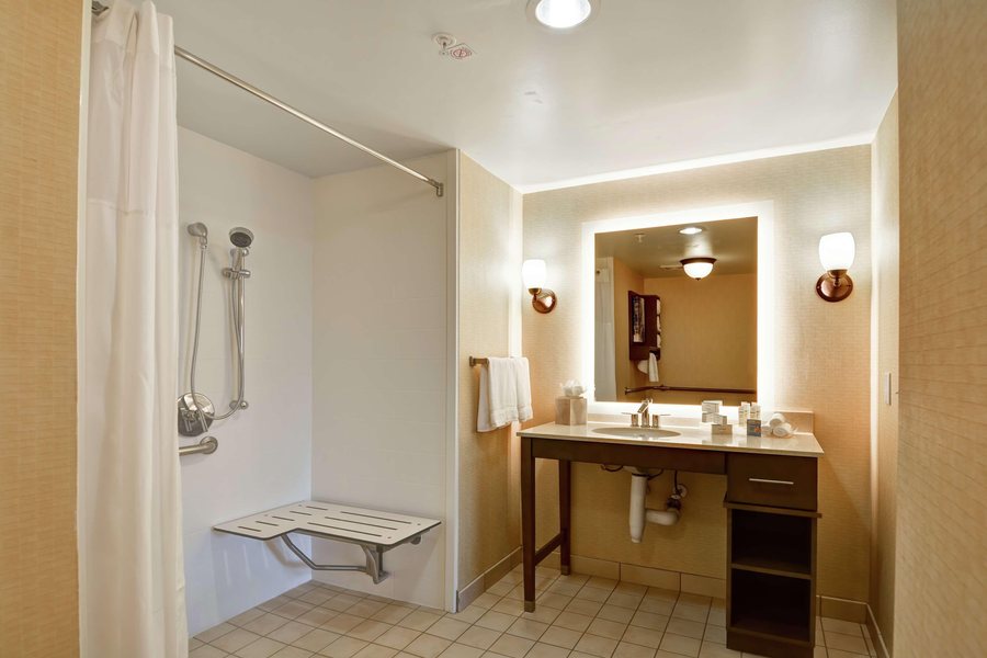 Homewood Suites by Hilton Houston Near the Galleria — Bathroom