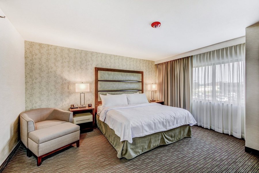 Homewood Suites by Hilton Indianapolis Carmel — Guest room