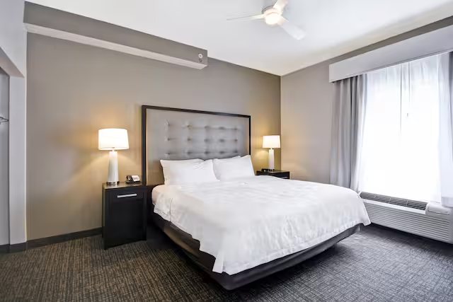 Homewood Suites by Hilton Ithaca — Guest room