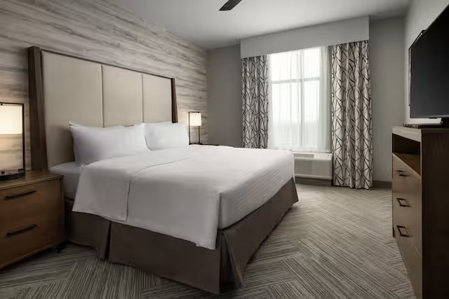 Homewood Suites By Hilton Jackson Fondren Medical District — Guest room