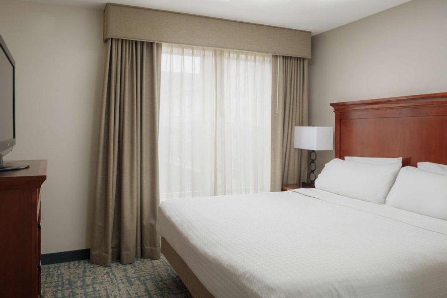 Homewood Suites by Hilton Knoxville West at Turkey Creek — Guest room