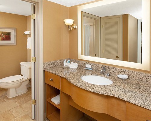 Homewood Suites By Hilton Lafayette airport La — Bathroom