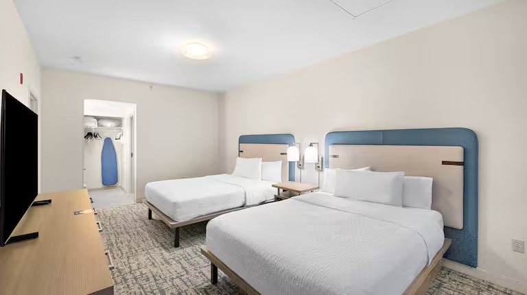 Homewood Suites by Hilton Lancaster — Guest room
