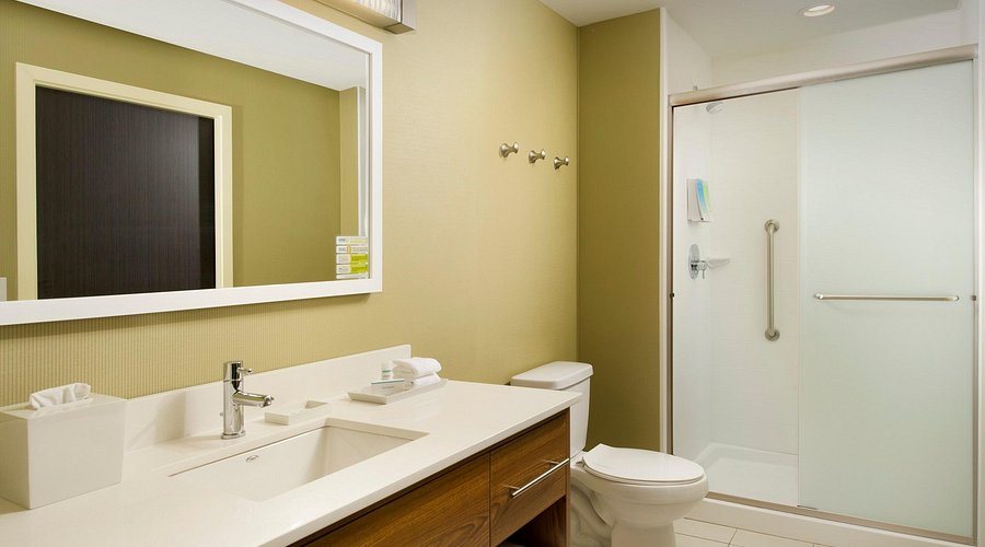 Homewood Suites by Hilton Louisville East — Bathroom