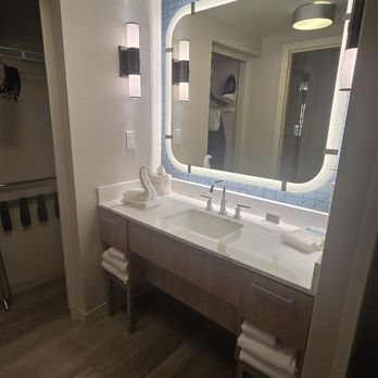 Homewood Suites By Hilton Orlando nearest To Univ Studios Orlando Florida — Bathroom