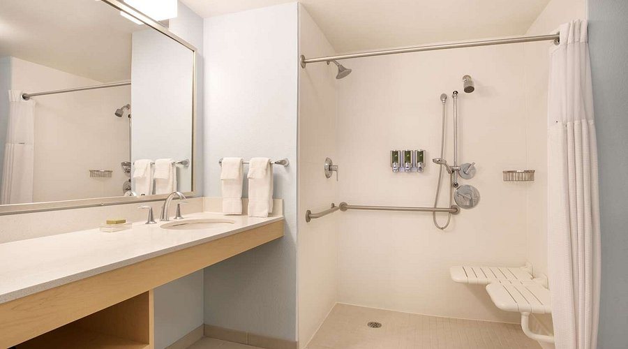 Homewood Suites by Hilton Parsippany Troy Hills — Bathroom