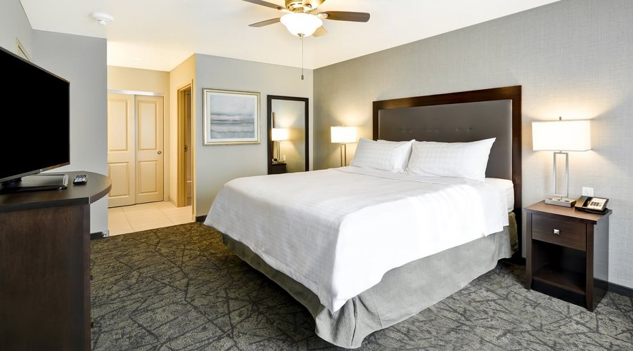 Homewood Suites By Hilton Phoenix Tempe Asu Area — Guest room