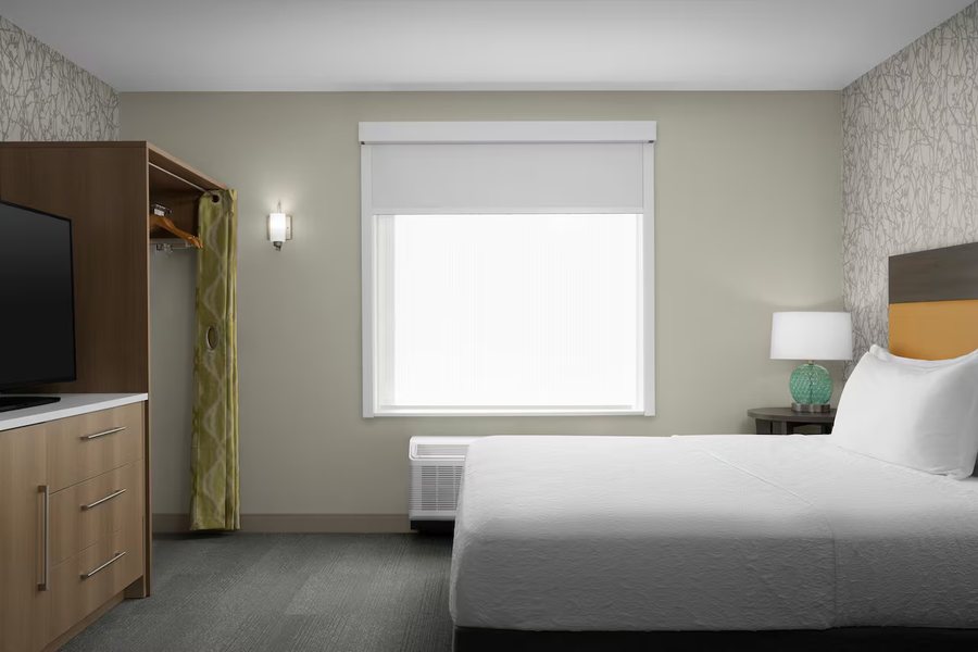 Homewood Suites by Hilton Poughkeepsie — Guest room