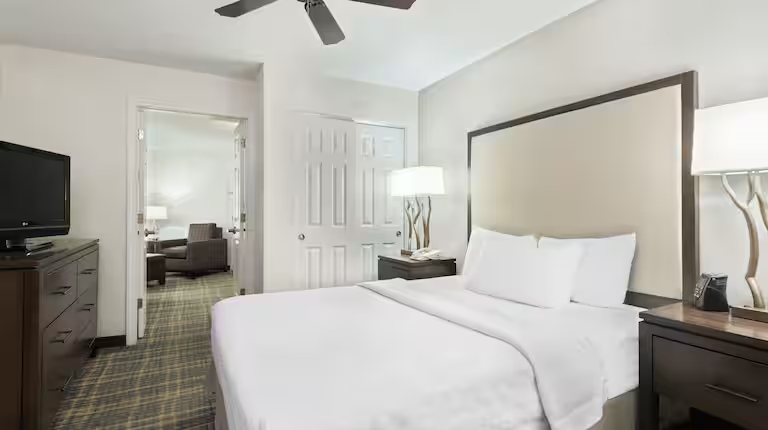 Homewood Suites By Hilton Raleigh crabtree Valley — Guest room