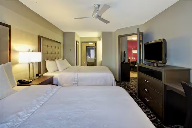 Homewood Suites by Hilton South Dayton Miamisburg — Guest room