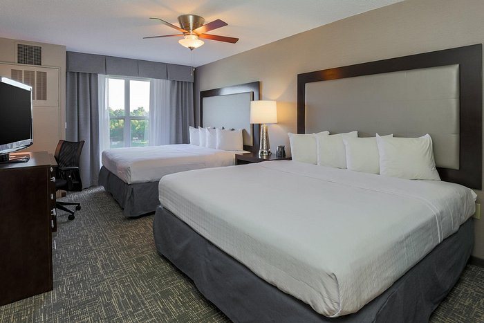Homewood Suites by Hilton Southwind Hacks Cross — Guest room