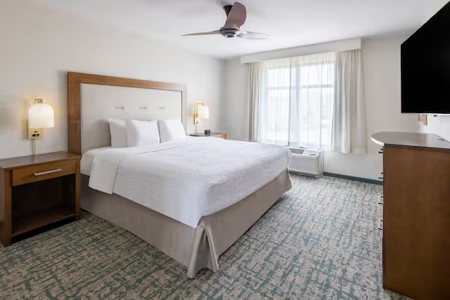 Homewood Suites By Hilton Syracuse Carrier Circle — Guest room