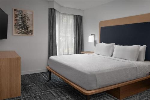 Homewood Suites By Hilton Vancouver portland — Guest room