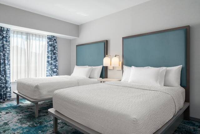 Homewood Suites by Hilton Williamsburg — Guest room