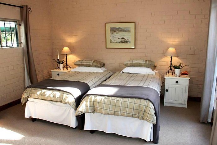 Honey Bear Campground — Guest room