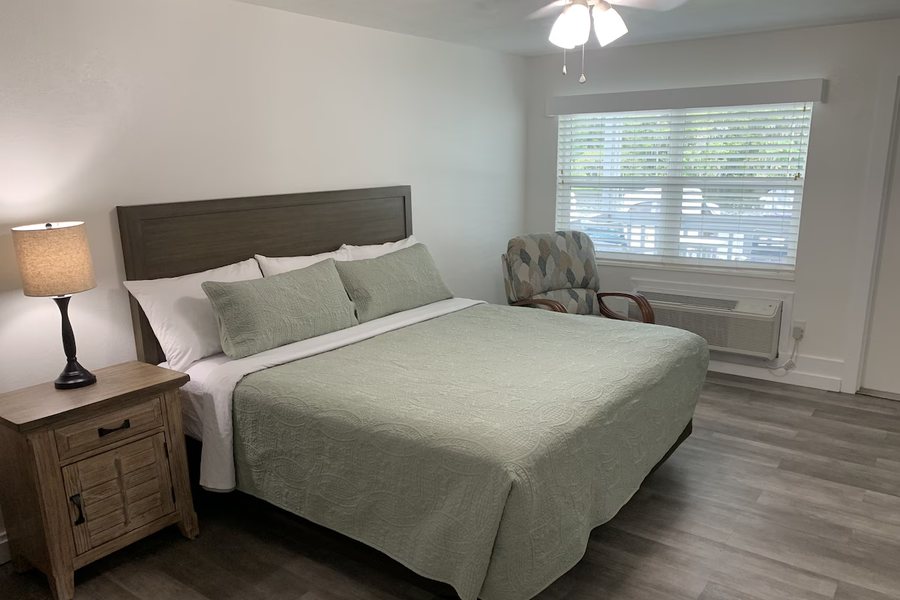 Hontoon Landing Resort Marina — Guest room