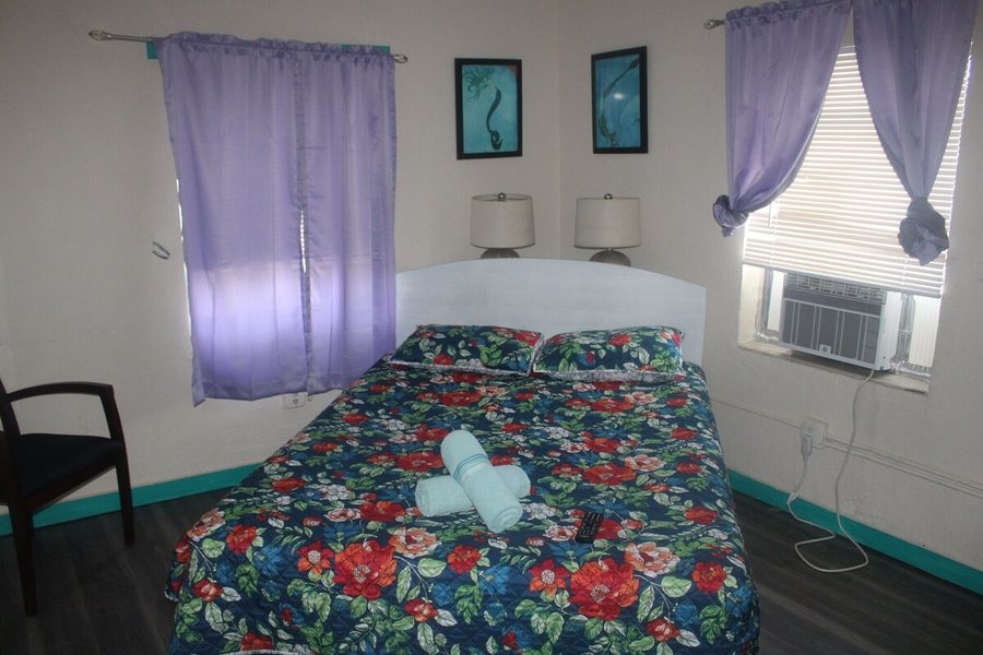 Hoosville Hostel — Guest room