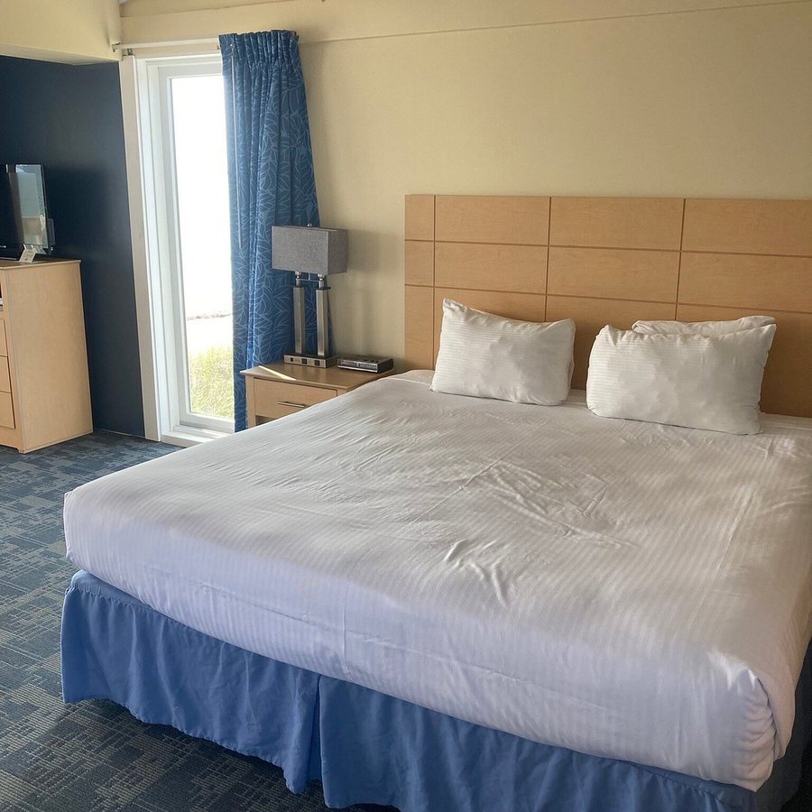 Horizons Beach Resort — Guest room