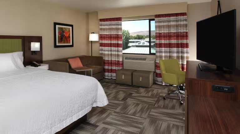 Horn Rapids Rv Resort — Guest room