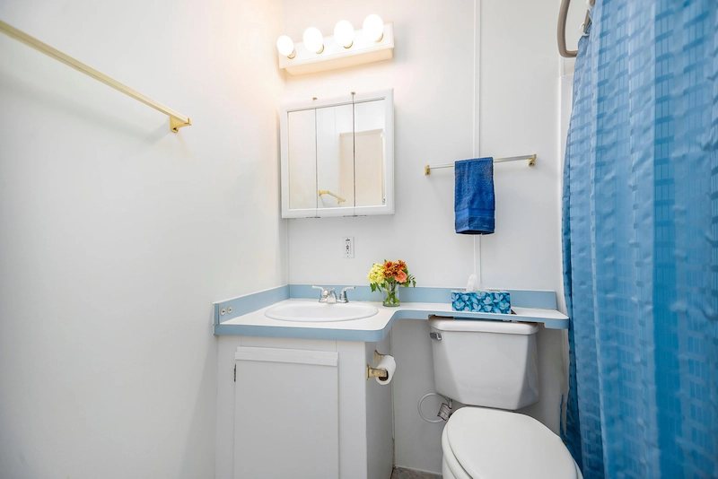 Horseshoe Cove Rv Resort — Bathroom