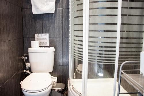 Hostal Boutique Khronos Barcelona Catalonia — Bathroom