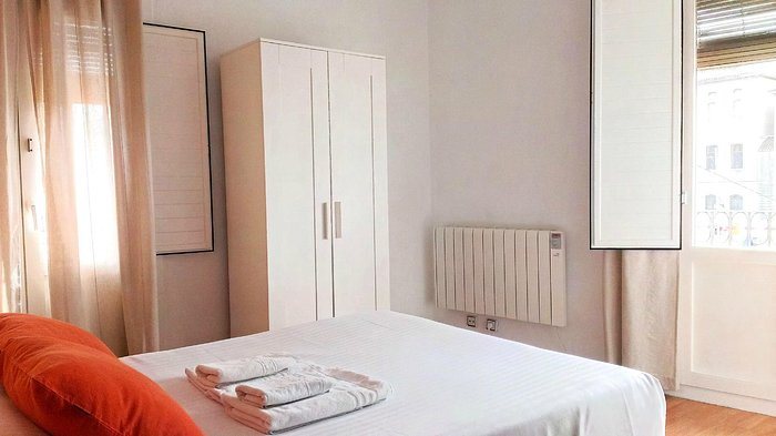 Hostal La Palmera Barcelona Catalonia — Guest room