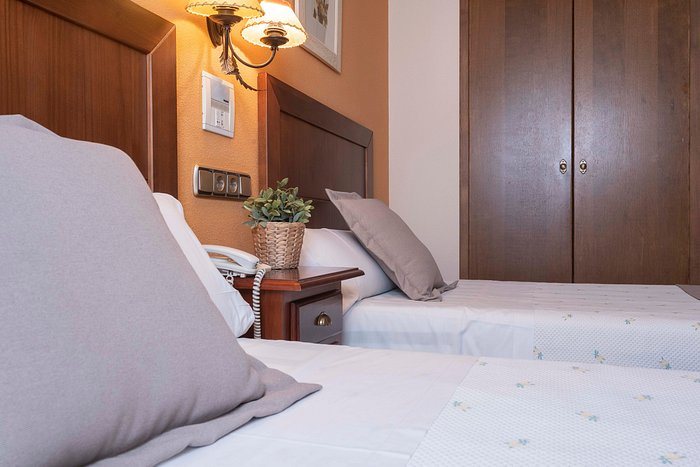 Hostal La Posada — Guest room