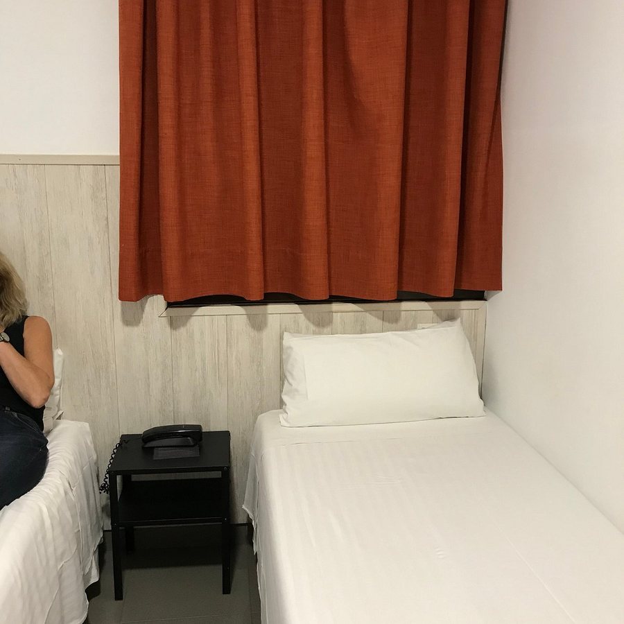 Hostal La Terrassa — Guest room